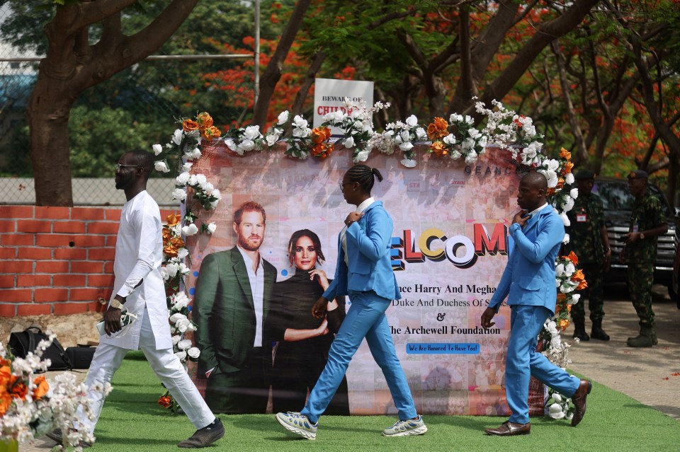 A massive welcome sign greeted the couple upon their arrival