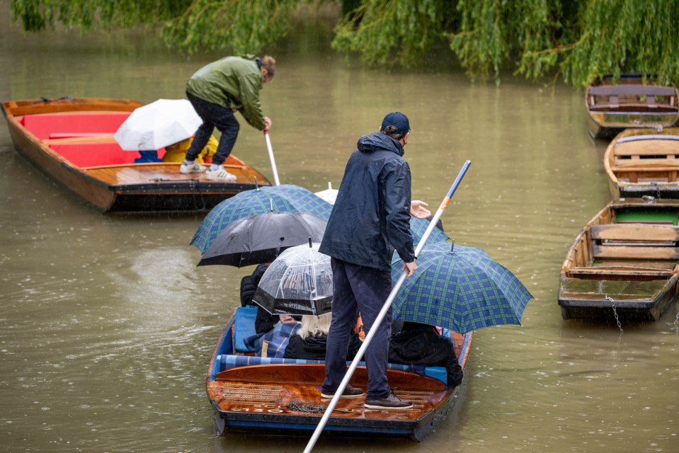 Punters get a soaking on the River Cam