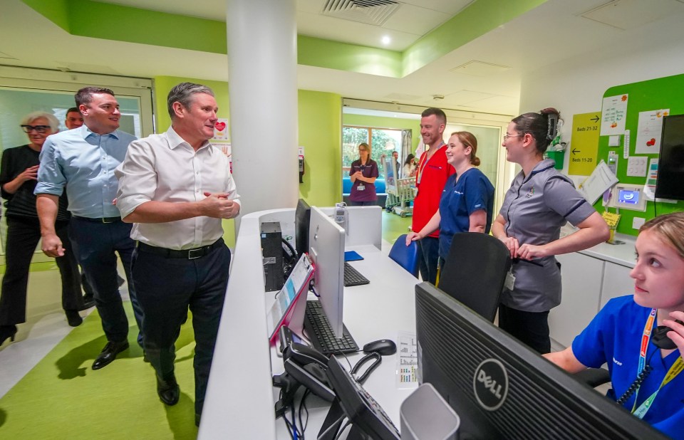 Wes and Sir Keir meeting staff at the children’s hospital on a January visit