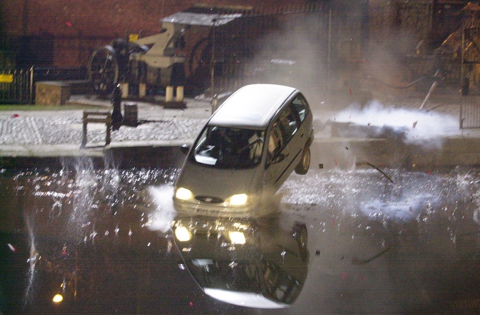 Twisted Richard tied his family up and drove them all into the canal – but he was the only one who didn’t make it out