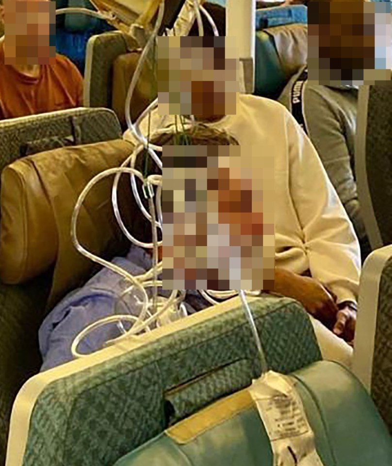 Injured passengers on board the Singapore Airlines flight