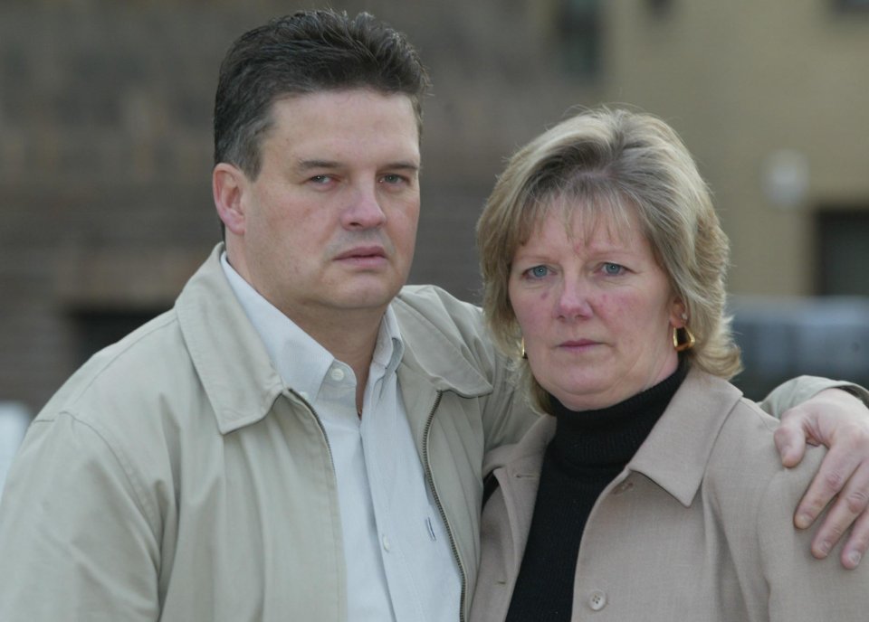 Danielle Jones parents in 2001