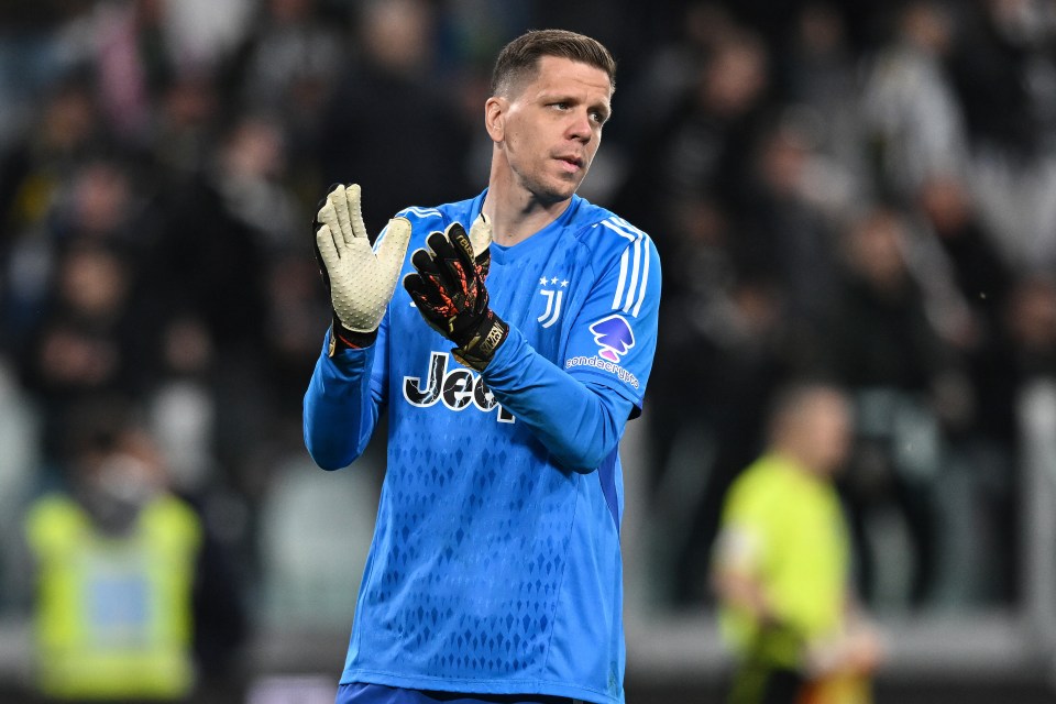 Arsenal reportedly want to re-sign Wojciech Szczesny