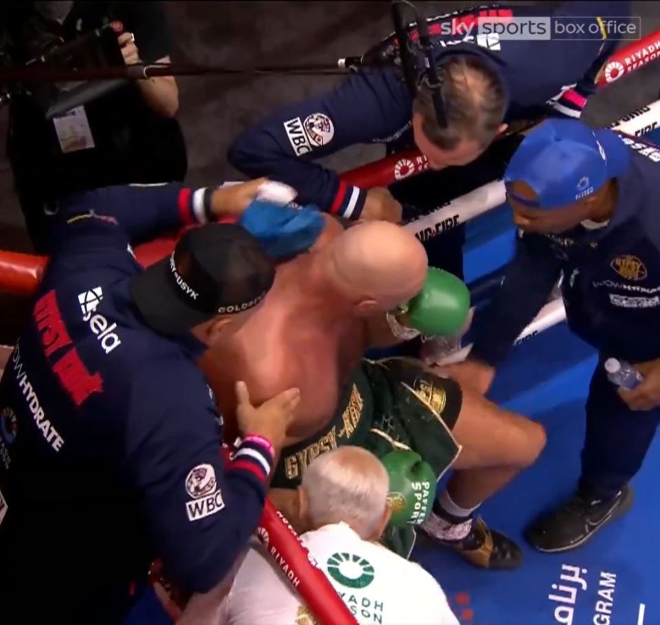 Tyson Fury's corner against Oleksandr Usyk was slammed