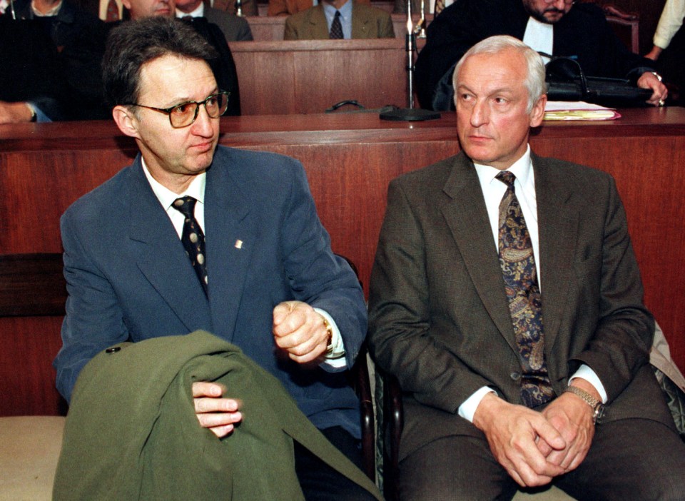 Former Air France pilots Pierre Mazieres (L) and Michel Asseline (R) seen in court, November 22, prior to the start of a month-long trial