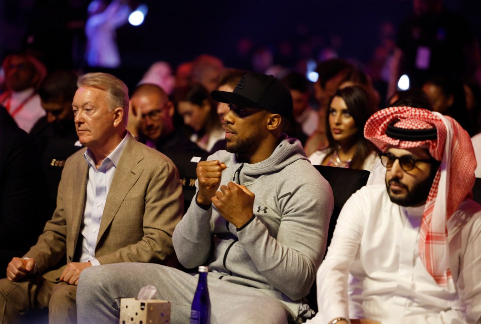 AJ was ringside to see Dubois upset the Croatian clubber