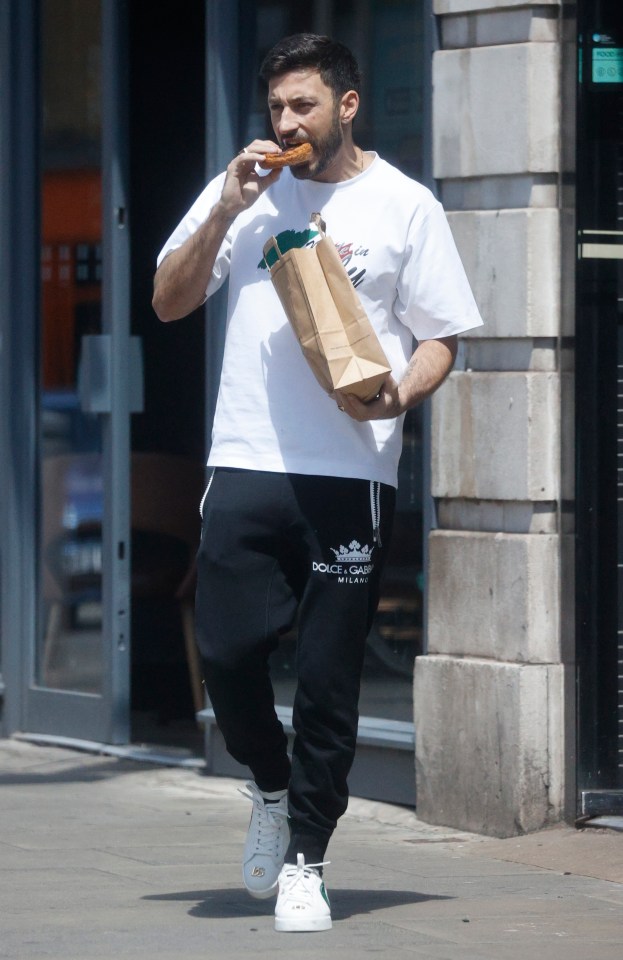 The Italian dancer then popped into a bakery for some pastry