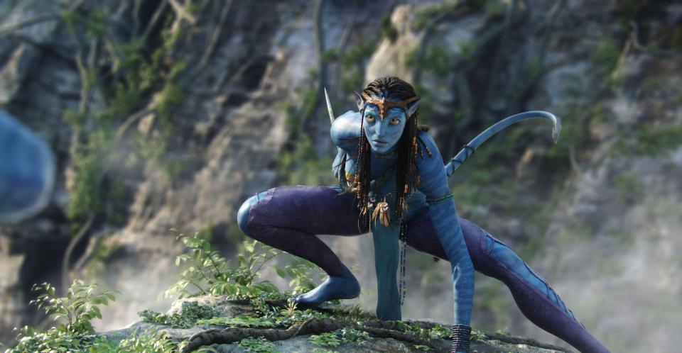 Zoe playing hunter Neytiri in sci-fi flick Avatar