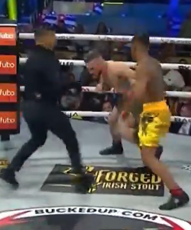 A bare-knuckle boxer boxer was so badly dazed after a stoppage he began fighting the ref