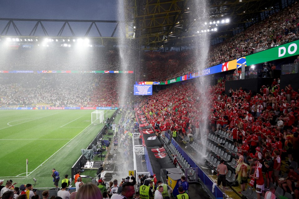 Water was flowing off the roof above the Danish end