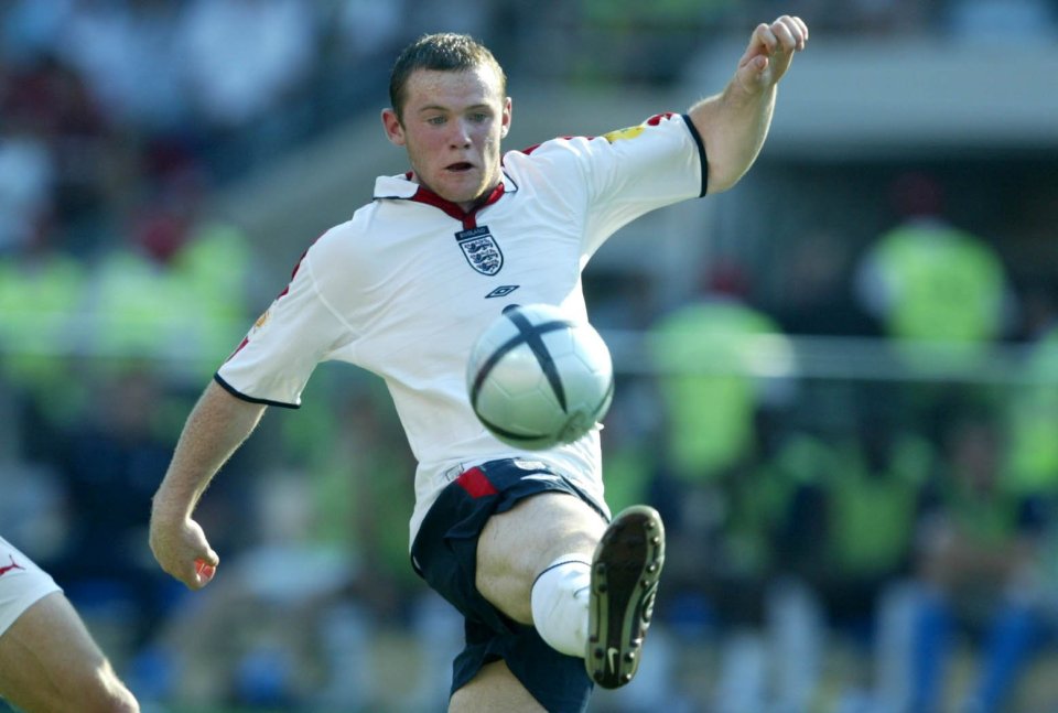 PHOTOGRAPH BY MARC ASPLAND, THE TIMES, 17.6.04.UEFA EURO 2004. ENGLAND VS SWITZERLAND (3-0) AT THE COIMBRA STADIUM, COIMBRA, PORTUGAL. WAYNE ROONEY IN ACTION FOR ENGLAND..Euro 2004.