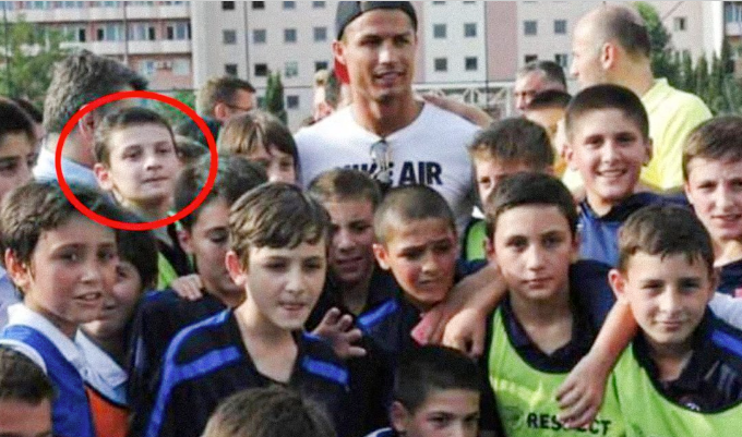 Kvaratskhelia was one of the kids at the Dinamo Tbilisi Academy in 2013 that Ronaldo opened