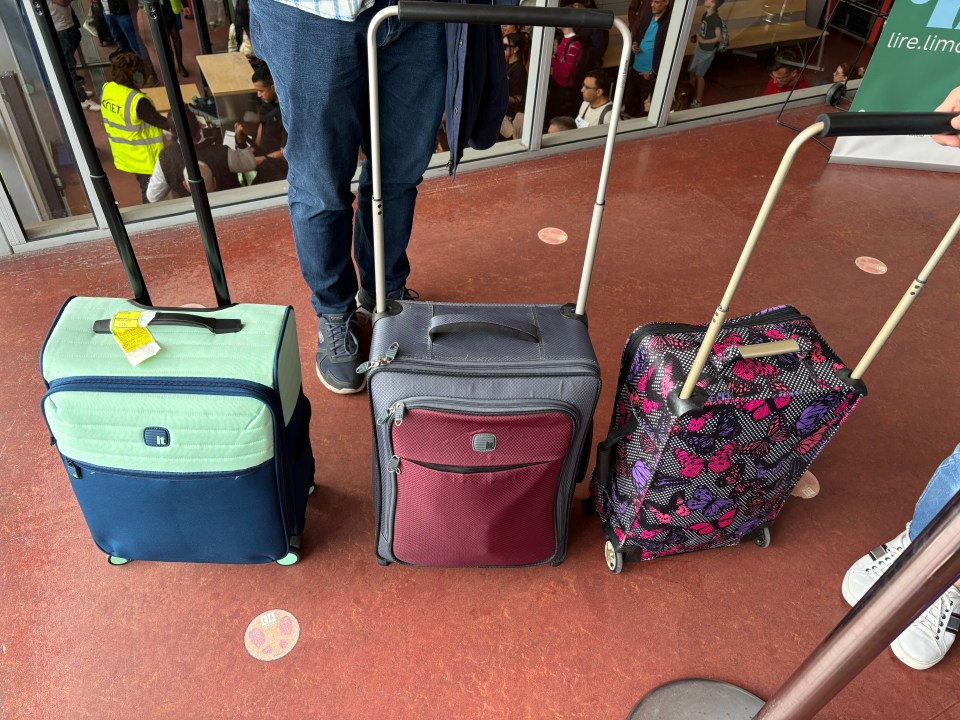 Other passengers – some who clearly had bags as big as mine - weren't stopped