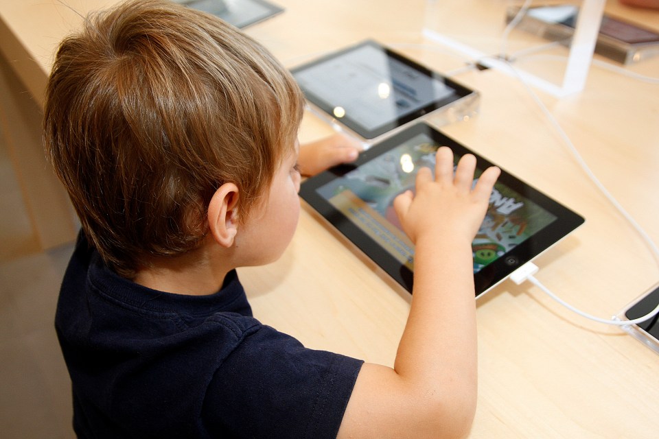 Kids who were given digital devices to calm them had worse emotional control a year later