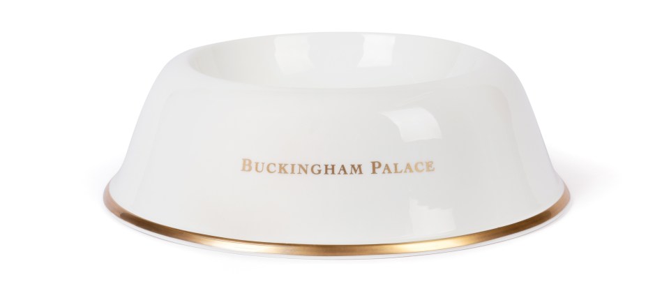 The bowl boasts an inscription from Buckingham Palace