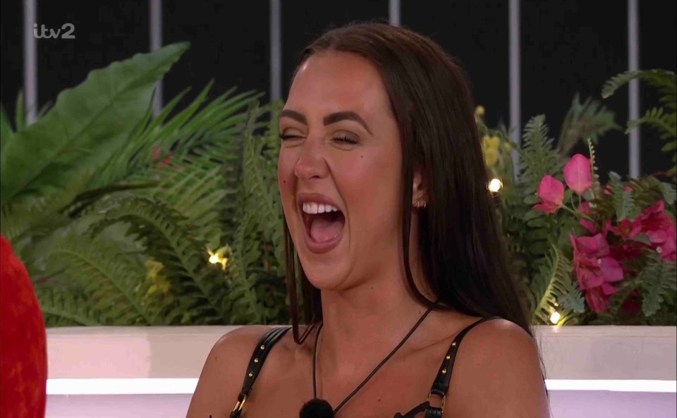 Love Island fans are demanding Jess White is axed from the villa