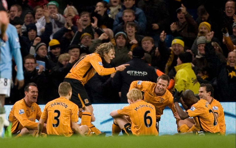 Jimmy Bullard’s iconic team talk celebration