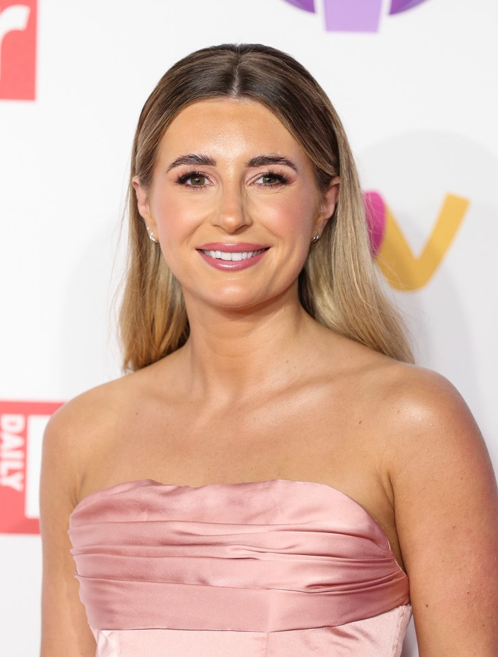 Love Island legend Dani Dyer backed Samantha Kenny as she gave her take on the ITV2 matchmaking show