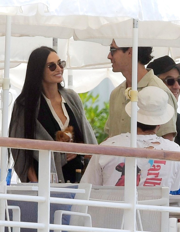 Insiders say she has a ‘flirty’ friendship with Joe Jonas after ‘bonding’ on lunch dates in France