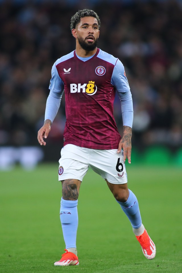 Douglas Luiz has not yet signed a contract extension at Aston Villa