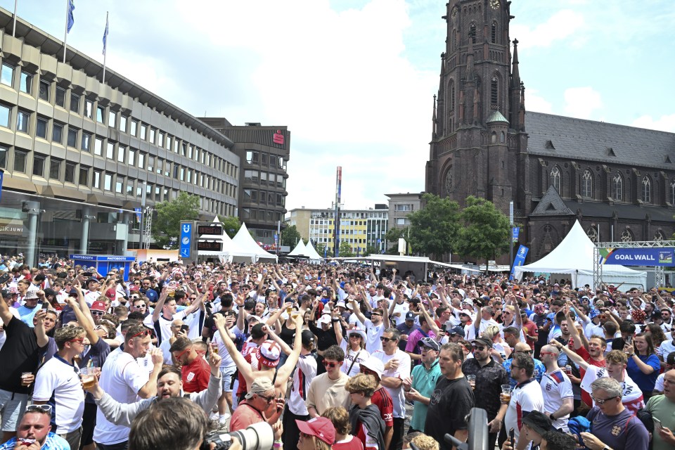 England supporters pack out main square of Gelsenkirchen