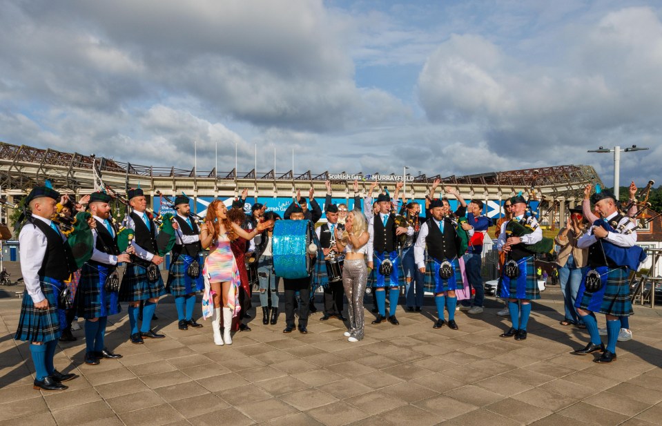 Bagpipers welcome Taylor to Edinburgh, pictured Murrayfield Stadium where she will perform