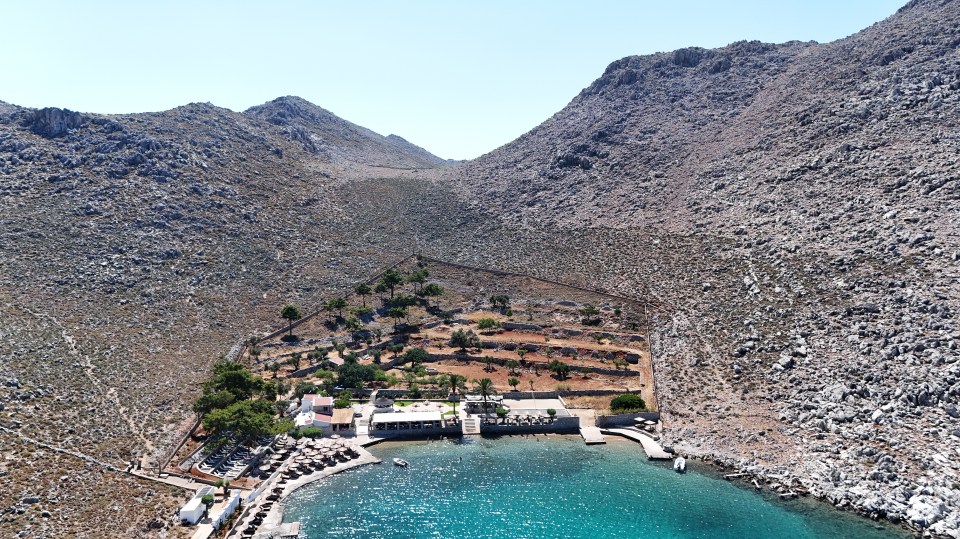 Agia Marina is placed between unforgiving steep and rocky hills