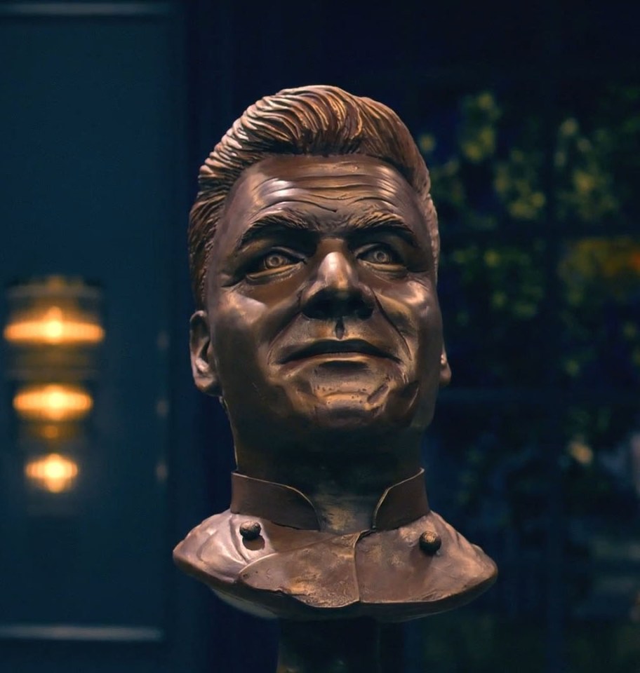 Gordon Ramsay had a life-sized bust of himself made entirely from chocolate on Food Stars