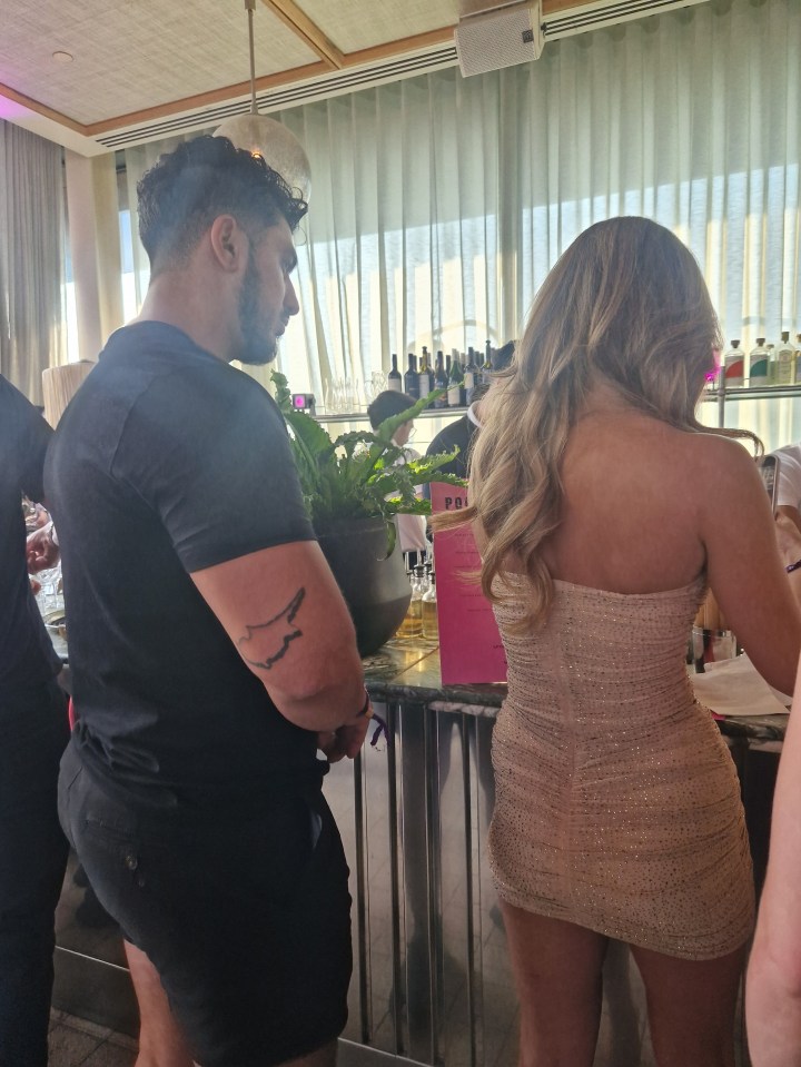 The TV beauty was spotted with tattooed hunk Jason