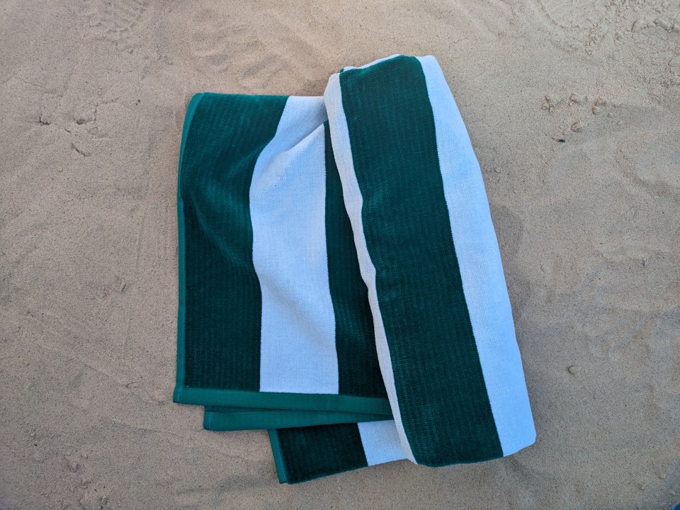 Pure Cotton Striped Sand Resistant Beach Towel