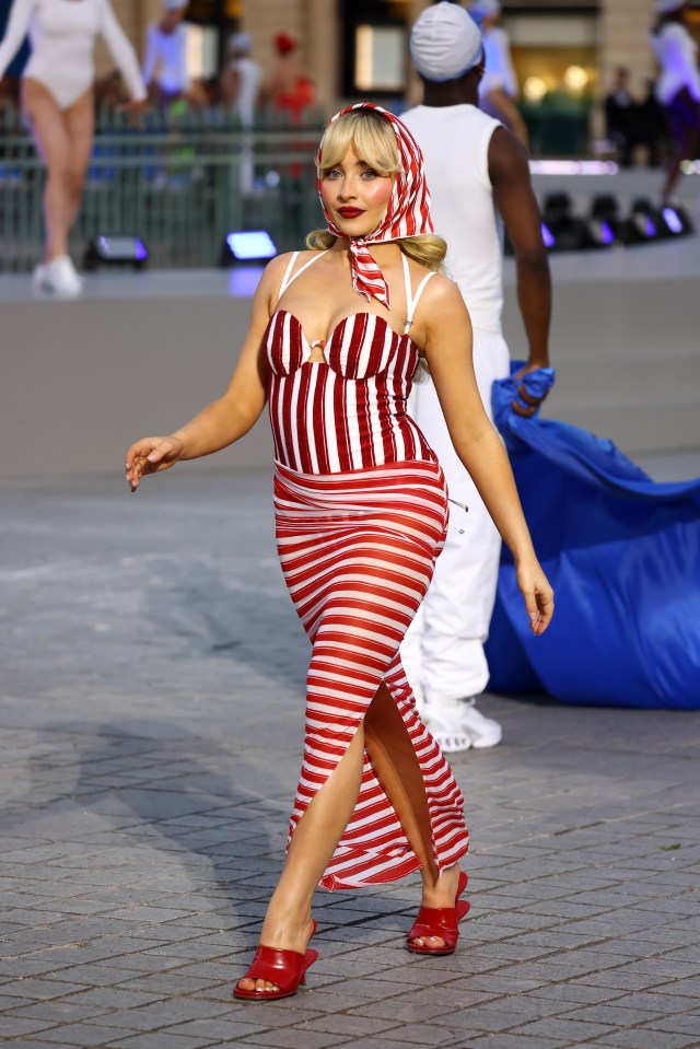 Sabrina Carpenter wore stripes in red and white vintage style swimwear from Jacquemus