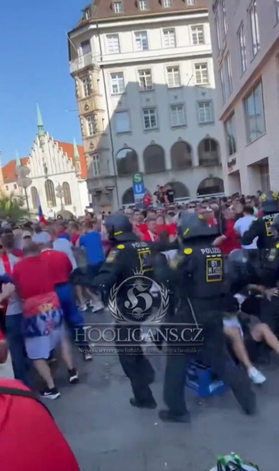 Serbia hooligans clashed with German riot police