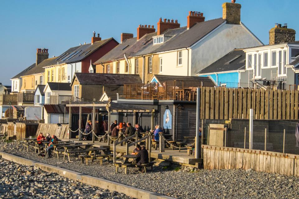 The Victoria Inn in Borth, Wales could be one of the country's best beach pubs