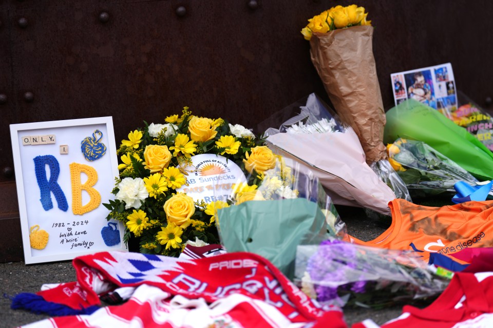 Mourners are asked not to send flowers but invited to donate to the Rob Burrow Fund or Leeds Hospitals Charity instead