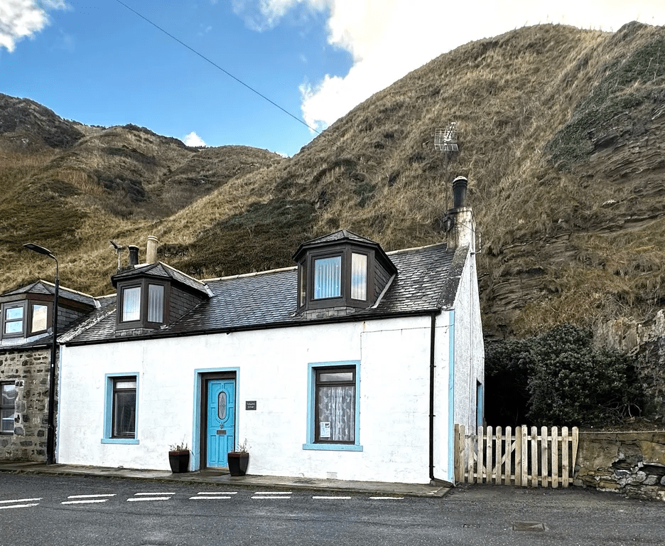 This cottage in Gardenstown, Aberdeenshire, is on the market for £100,000