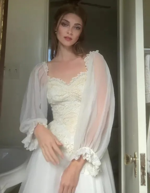 It should be illegal to look this good people cry as bride reveals £77 dress she found in a very unexpected shop, //www.tiktok.com/@.dearelth/video/7386132778099805482