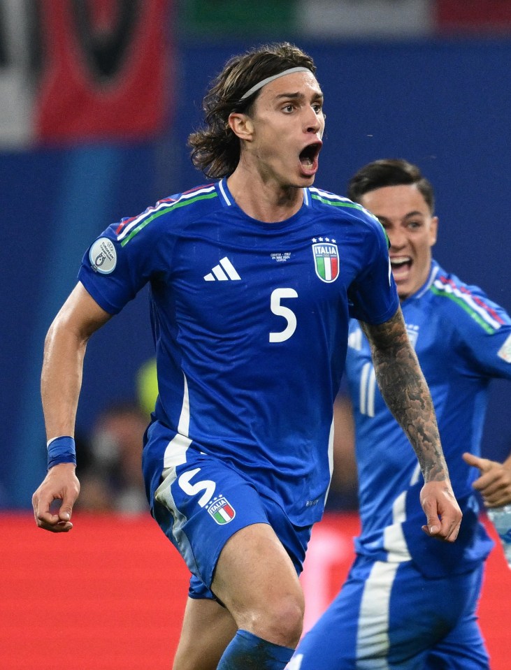 Italy defender Riccardo Calafiori is keen on a move to Arsenal