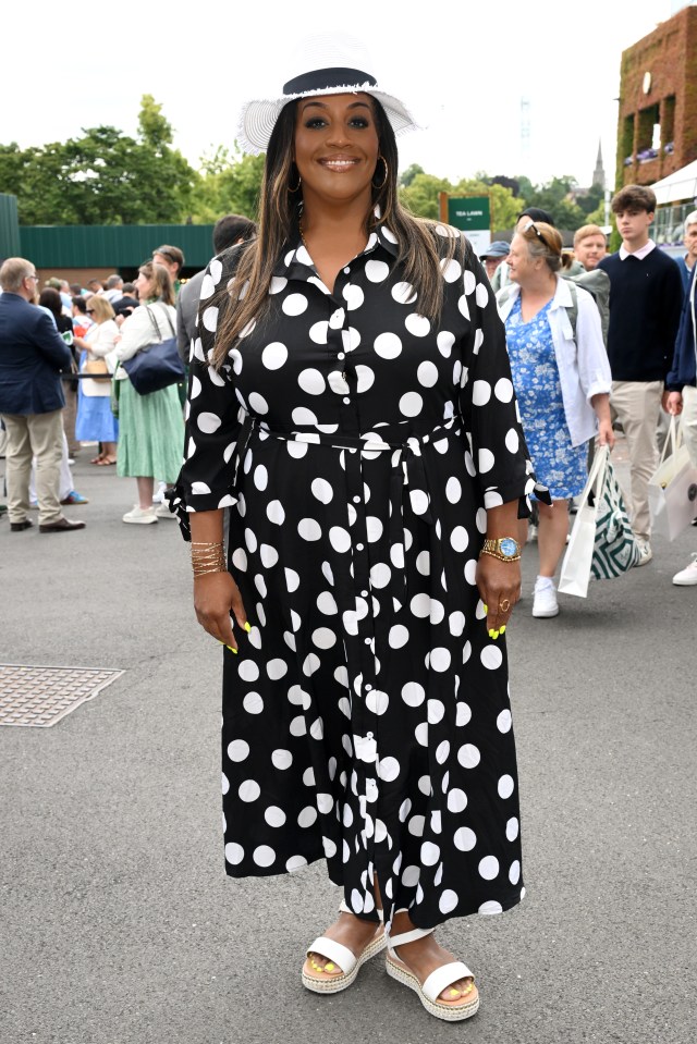 Much-loved TV star Alison Hammond posed for a photo