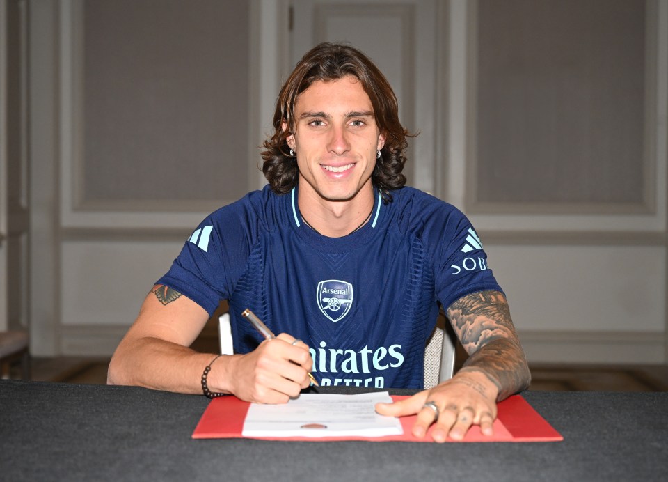 Calafiori has signed a five-year contract with the north London club