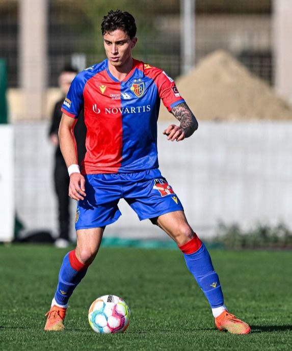 SAN PEDRO DE ALCANTARA, SPAIN - JANUARY 07: Riccardo Calafiori of FC Basel 1893 controls the Ball during the Friendly match between SC Freiburg and FC Basel at Estadio Municipalon January 7, 2023 in San Pedro De Alcantara, Spain. (Photo by Harry Langer/DeFodi Images via Getty Images)