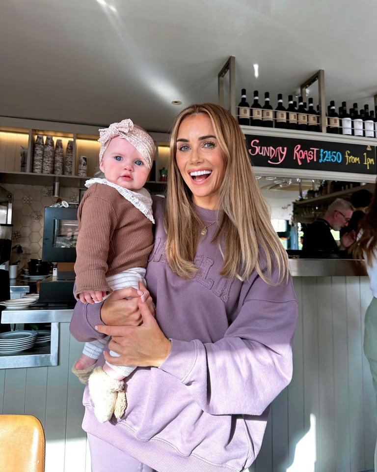 Laura gave birth to Bonnie after a whirlwind romance with actor Gary Lucy