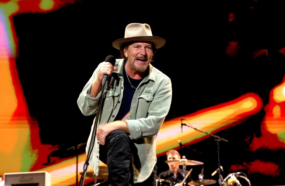 Pearl Jam's lead singer Eddie Vedder had struggled with illness during their Manchester gig days before