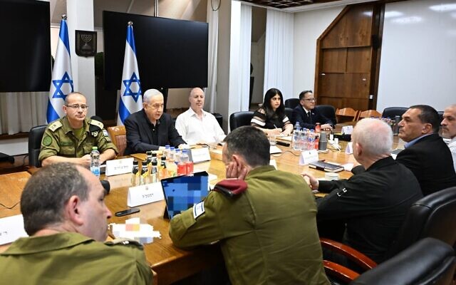 Israeli PM Benjamin Netanyahu huddles with security ministers and military top brass on Sunday night