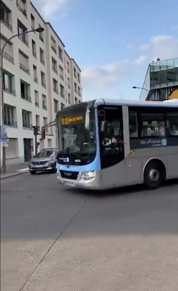 The Israeli athletes arrived in a bus