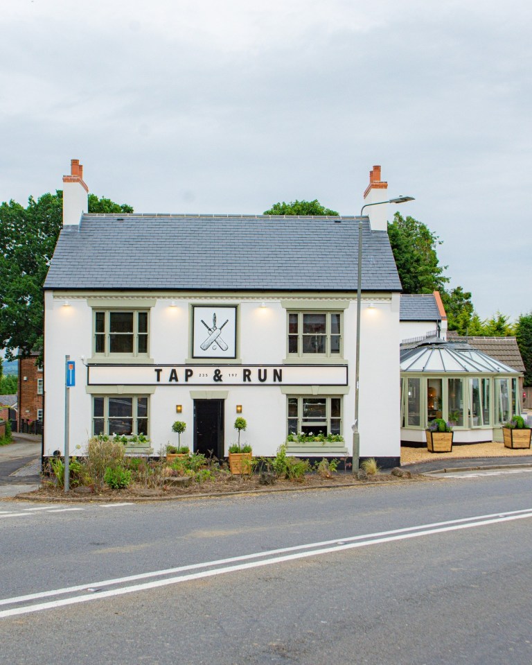 Cricketer Stuart Broad's boozer caught fire