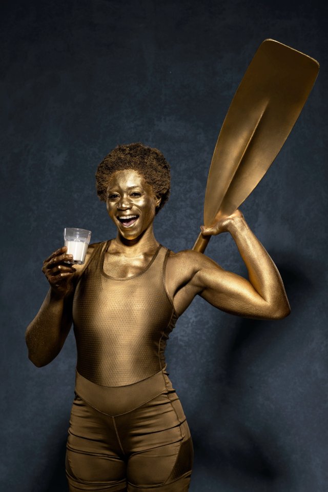 Vwairé Obukohwo gives us an oar-some smile while holding a fresh glass.