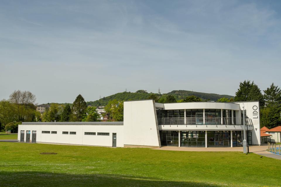 Lido Ponty is found in Wales