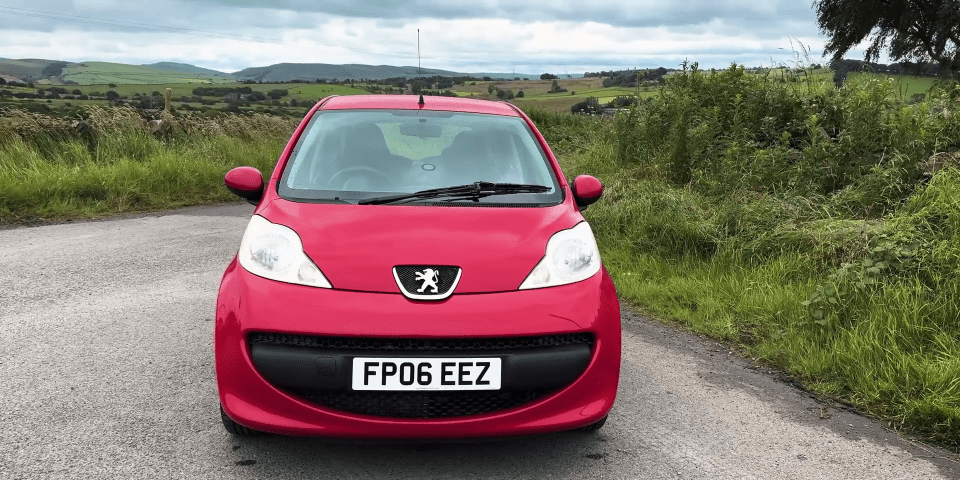 A car dealer bought this Peugeot 107 for £500