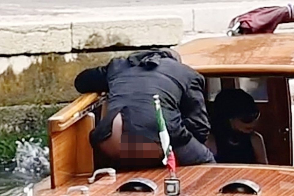 Kanye’s backside exposed in Venice