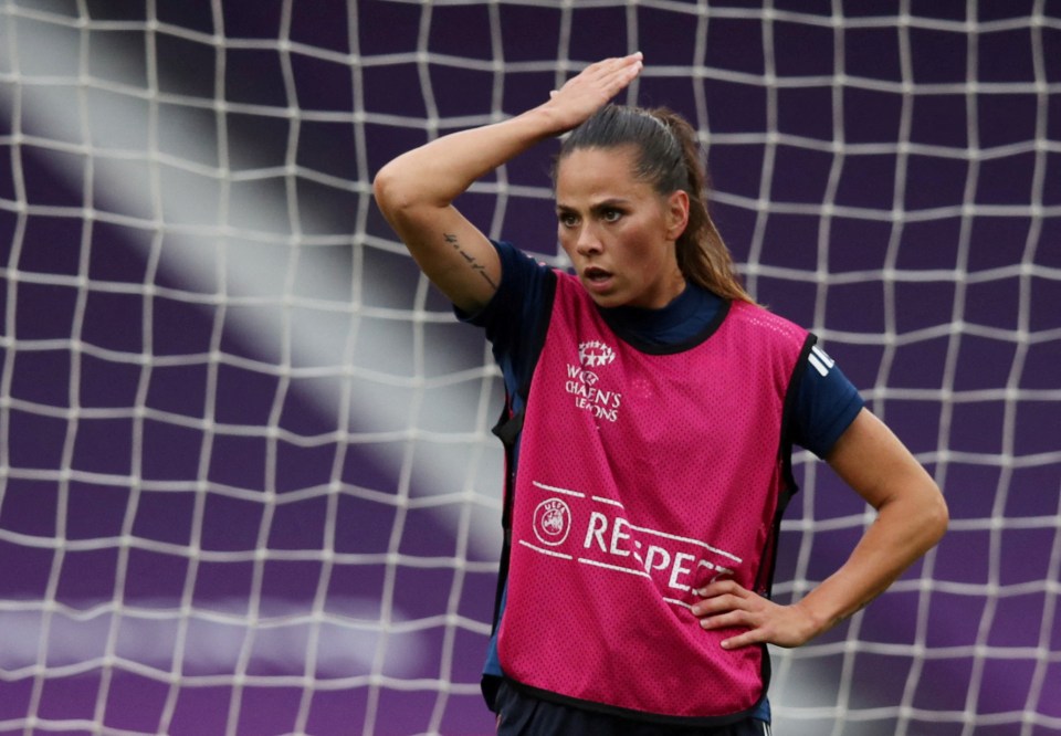 Sara Bjork Gunnarsdottir, who won a landmark maternity pay case last year, is among the players who fed into Fifpro's new guide